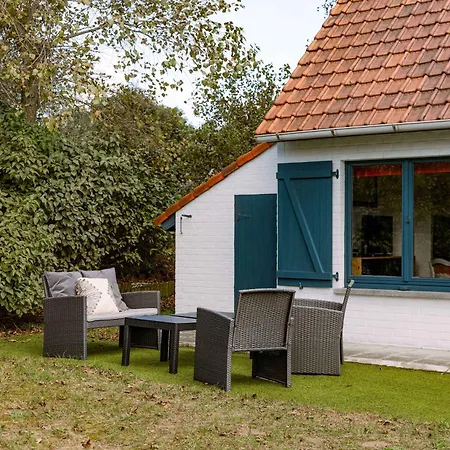 Nyaraló Huswell - Cosy Near The Sea With Car & Bike Parking *