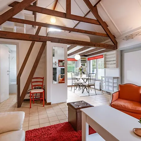 Huswell - Cosy Near The Sea With Car & Bike Parking *