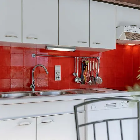 Huswell - Cosy Near The Sea With Car & Bike Parking *